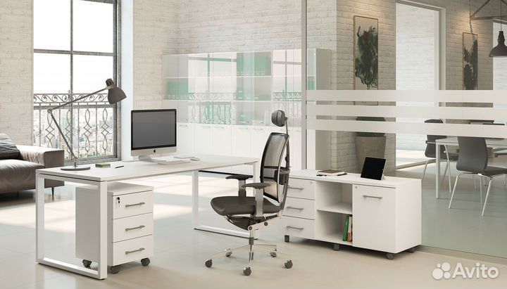 Офисные столы, тумбы