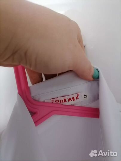 Блузка белая