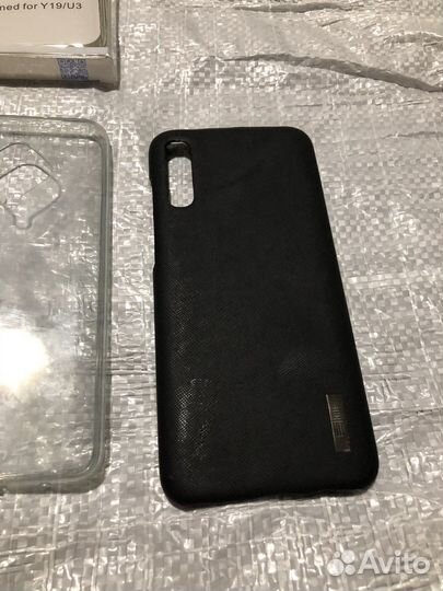 Чехлы для телефонов iPhone и прочие