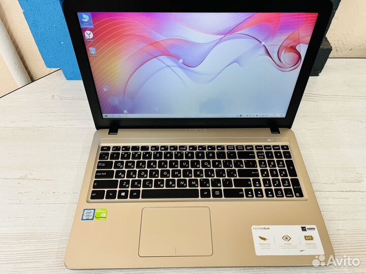 Свежий игровой ноутбук Asus