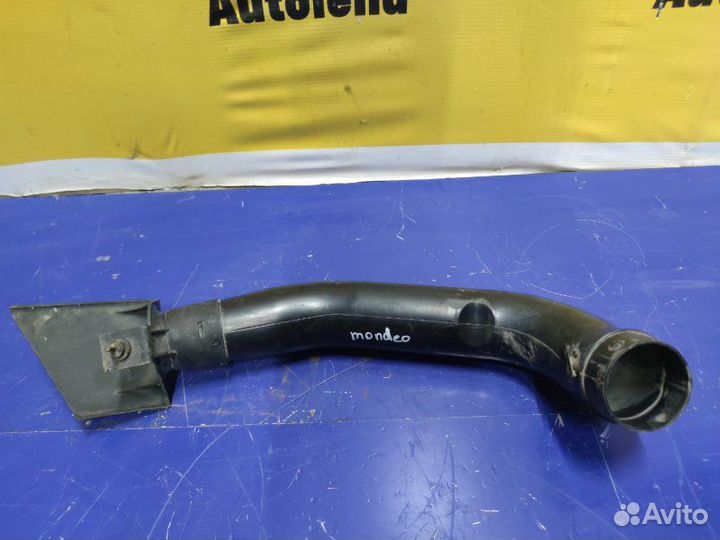 Патрубок воздушного фильтра Ford Mondeo 3 седан