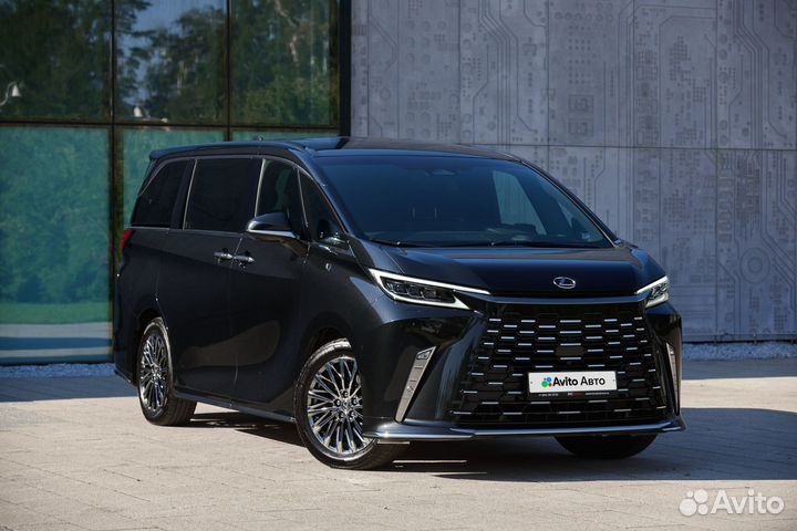 Lexus LM 2.5 CVT, 2024, 32 км