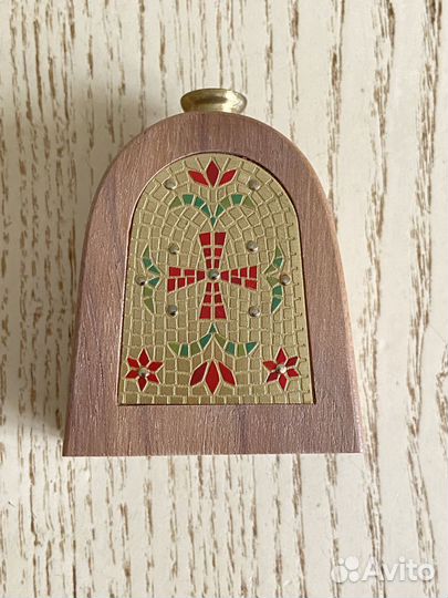 Подсвечник из ценной породы дерева