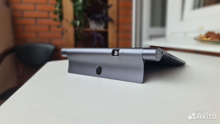 Планшет с проектором Lenovo yoga tab 3 pro