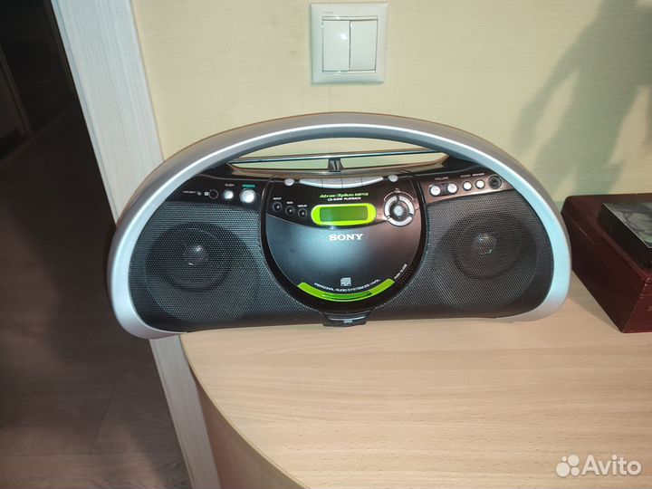 Магнитола Sony