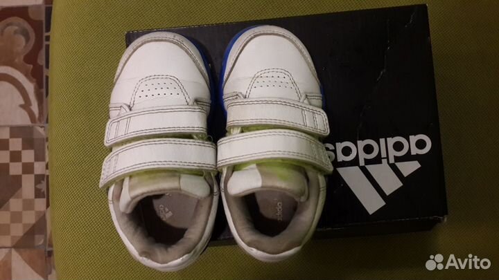 Кроссовки Adidas, 23 размер