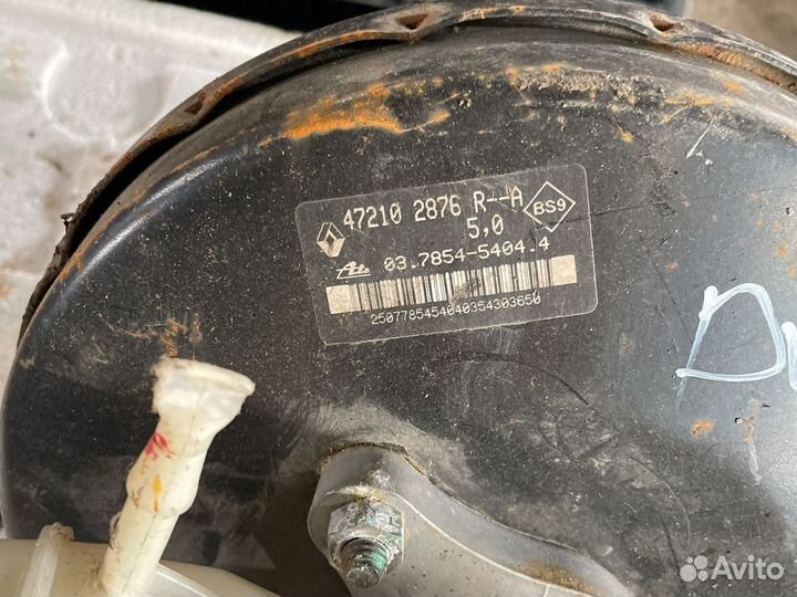 Усилитель тормозов вакуумный Renault Duster