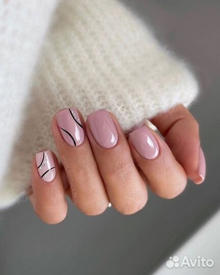 Маникюр/ педикюр