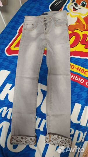 Джинсы женские