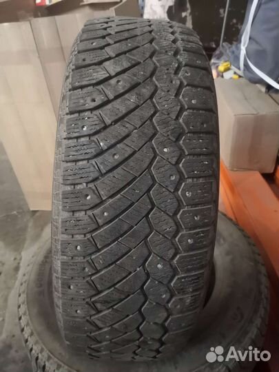 Continental Conti4x4IceContact 225/65 R17 102