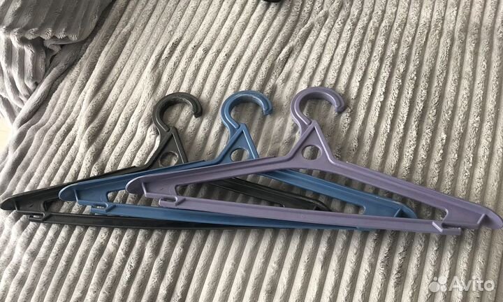 Вешалки плечики