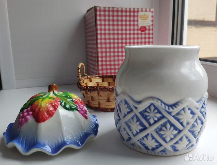 Продам сахарницу