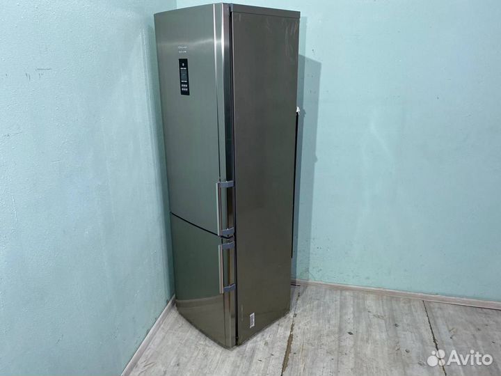 Холодильник Hotpoint-Ariston