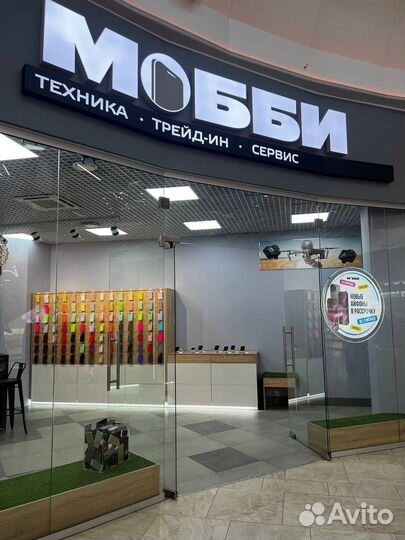 Apple AirPods Pro with MagSafe Charing Case новые