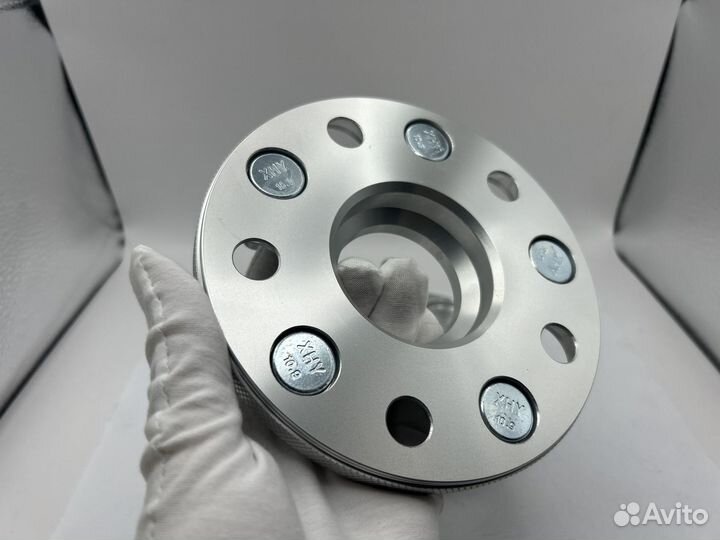 Колесные проставки Geely Atlas 5х114.3 60.1 15мм