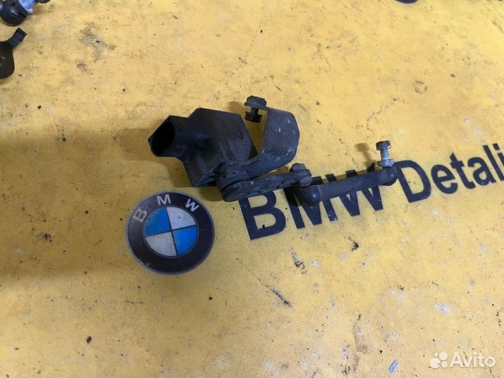 Датчик высоты дорожного просвета задний правый Bmw