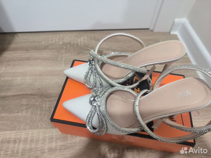 Босоножки женские 40 размер