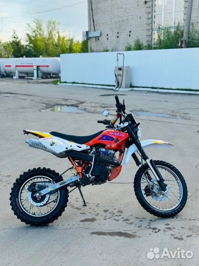 Мотоцикл Racer 150