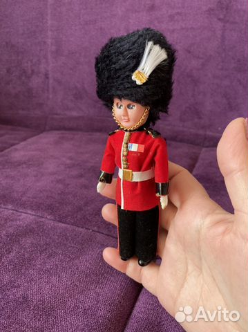 Фигурка британского солдата