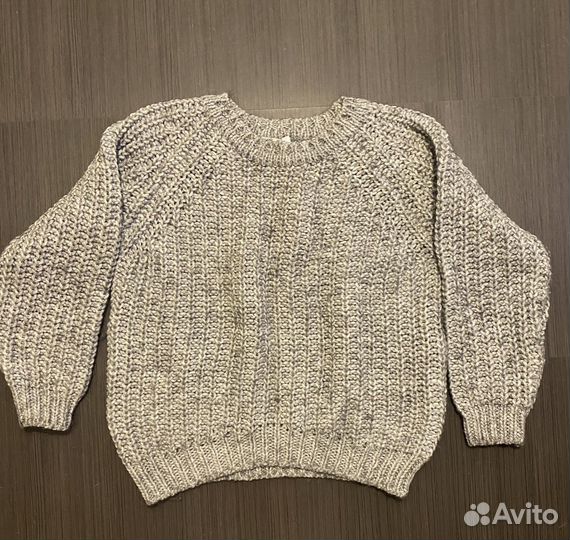 Свитер