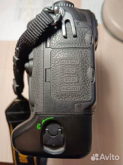 Зеркальный фотоаппарат nikon