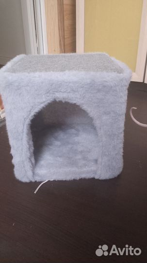 Домик для кошки новый