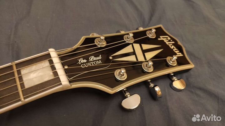 Реплика Gibson Les Paul Custom gold-burst