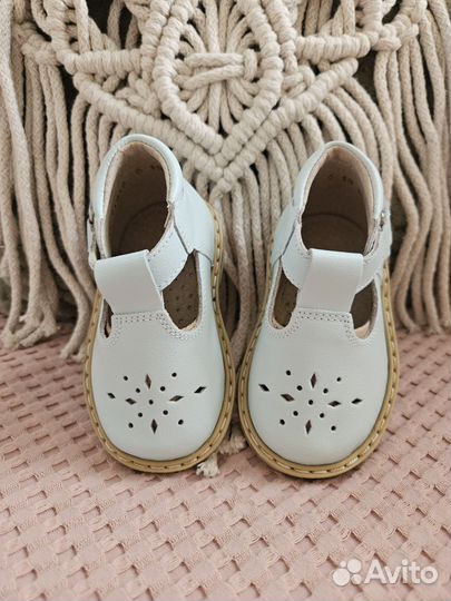 Ретро сандали Неман