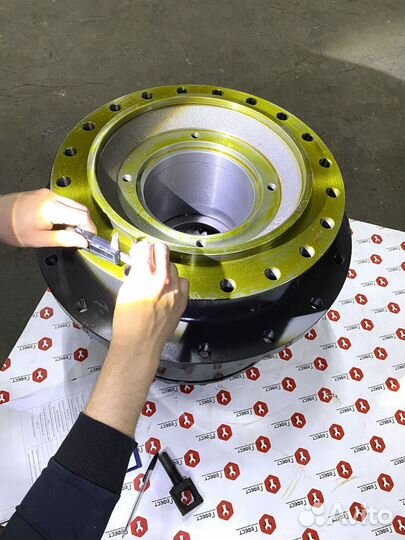 Редуктор хода CAT 328dlcr