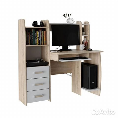 Компьютерный стол в наличии