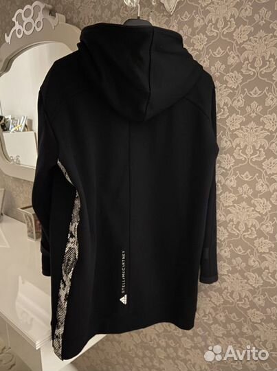 Oysho, Stella McCartney, Calzedonia для спорта