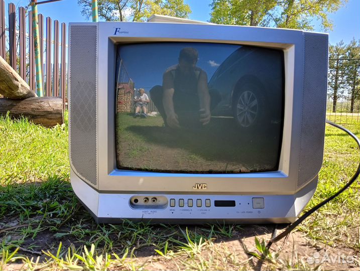 Продам телевизор JVS