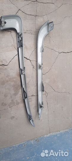 Молдинг переднего бампера LADA Granta FL