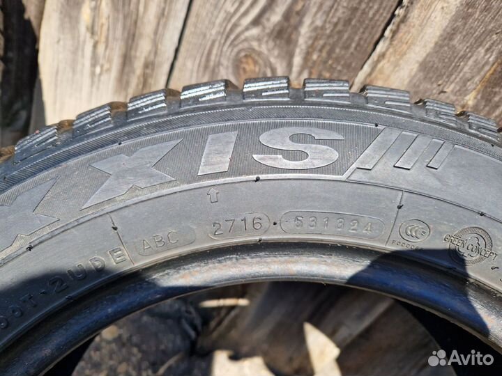 Maxxis ArcticTrekker NP3 185/65 R15