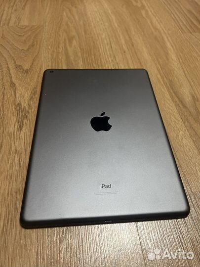 iPad 9го поколения 64 Гб