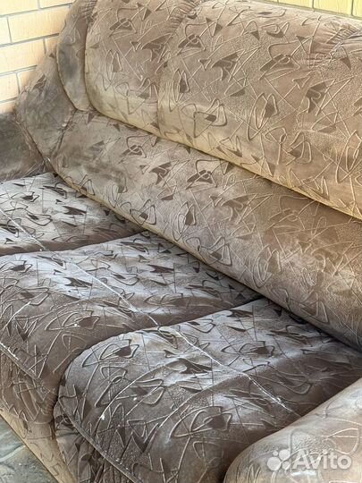 Комплект мягкой мебели