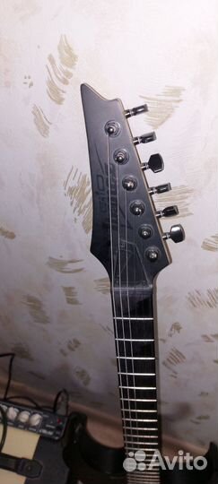 Электрогитара ibanez с комбиком