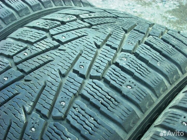 Nokian Tyres Hakkapeliitta 7 SUV 295/40 R21 111T