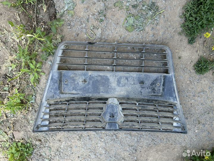 Решетка радиатора газель