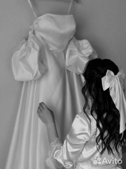 Свадебное платье со шлейфом