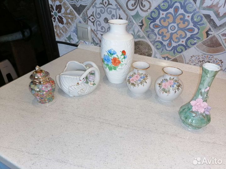 Фарфоровые вазы