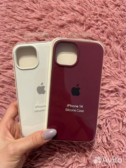 Чехол на iPhone 14