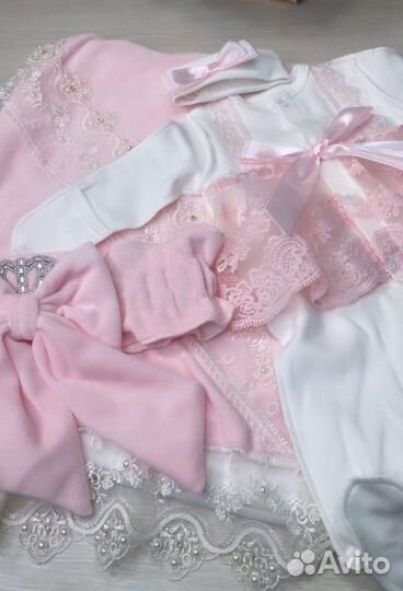 Комплект на выписку для девочки весна-лето