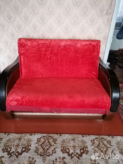 Диван и 2 кресла