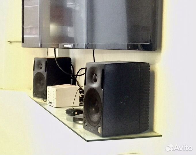 Genelec 2029 пара (1029 с цифровым входом)