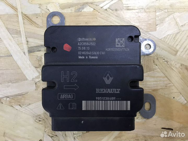 Renault Duster блок управления AIR BAG