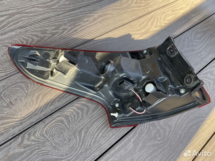 Задний фонарь наружный Ниссан Qashqai