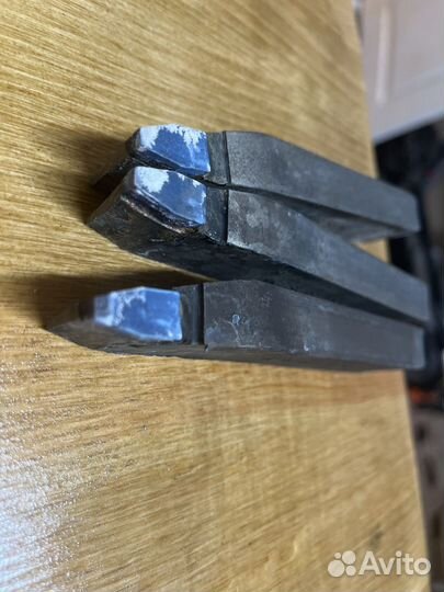 Токарные резцы