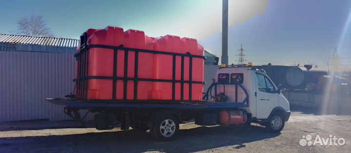 Емкость пластиковая в обрешетке под кас жку воду