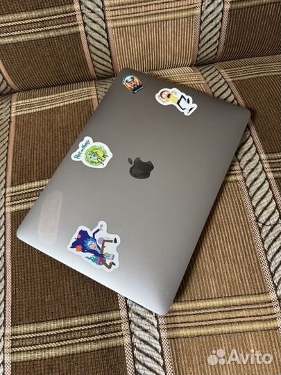 Macbook Air 13 m1 16/256